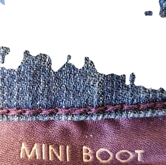 NYDJ Not Your Daughter’s Jeans mini boot  blue midrise straight leg denim Jeans - Picture 3 of 12